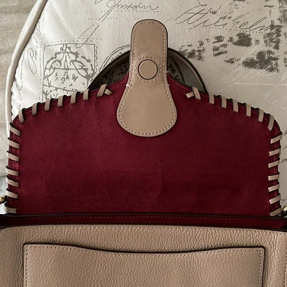 Coach Beige Leather Shoulder Bag with Gold Accents - Picture 6 of 15